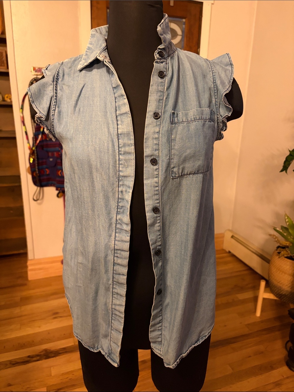 Who What Wear Light Blue Sleeveless Ruffle Denim Shirt - Women's Top